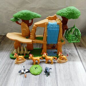 Lion King Lion Guard Defend The Pride Lands Playset (READ)